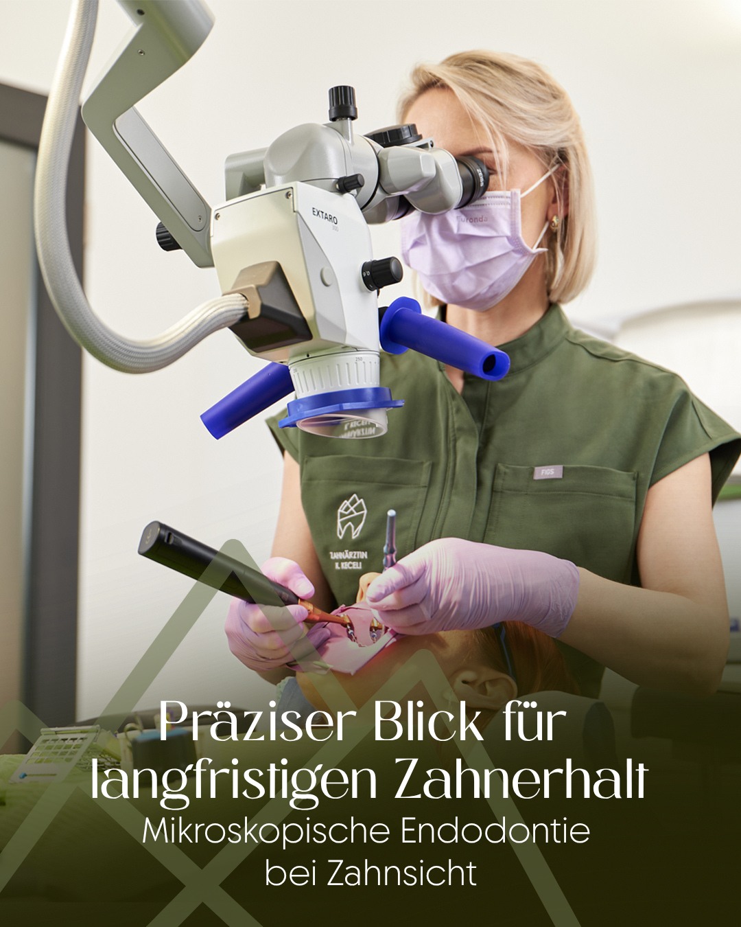 𝐃𝐞𝐫 𝐠𝐞𝐧𝐚𝐮𝐞𝐫𝐞 𝐁𝐥𝐢𝐜𝐤 𝐟ü𝐫 𝐝𝐞𝐧 𝐙𝐚𝐡𝐧𝐞𝐫𝐡𝐚𝐥𝐭 🦷
Bei einer Wurzelkanalbehandlung kommt es oft auf kleinste Strukturen an. Genau hier spielt das Dentalmikroskop seine Stärke aus.
Es ermöglicht uns, das Innere des Zahnes stark vergrößert zu betrachten und auch komplexe Wurzelkanalsysteme gezielt zu behandeln.
Unser Ziel dabei ist immer dasselbe: den eigenen Zahn möglichst lange zu erhalten.
Auch bei Revisionen bereits wurzelbehandelter Zähne kann der genaue Blick entscheidend sein.
𝐄𝐧𝐝𝐨𝐝𝐨𝐧𝐭𝐢𝐞. 𝐙𝐚𝐡𝐧𝐞𝐫𝐡𝐚𝐥𝐭. 𝐏𝐫ä𝐳𝐢𝐬𝐢𝐨𝐧. 𝐙𝐚𝐡𝐧𝐬𝐢𝐜𝐡𝐭.
.
.
.
.
.
#zahnsicht #endodontie #zahnerhalt #wurzelkanalbehandlung #dentalmikroskop #katarzynakeceli #badtölz